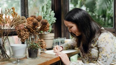 10 Skill yang Perlu Penulis Miliki untuk Kesuksesan Krier