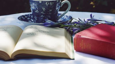 9 Persiapan Mengikuti Lomba Menulis Puisi, Yuk Lakukan agar Kamu Bisa Jadi Pemenang!