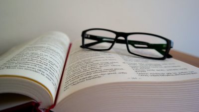 Mengapa Self Editing Naskah untuk Lomba Menulis Itu Penting? Ini 8 Alasannya