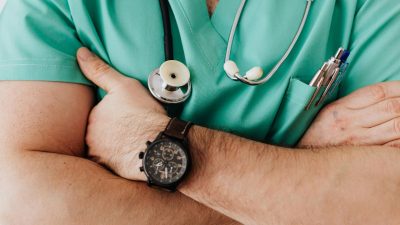 Ingin Menjadi Dokter? Inilah Tahapan dan Syarat Menjadi Dokter di Indonesia