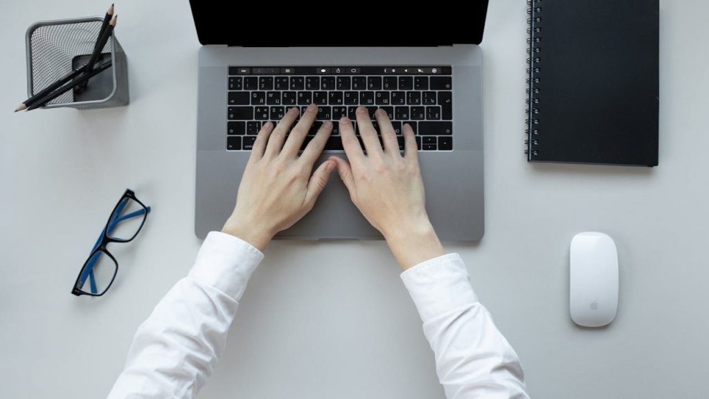 Cara Membuat Rumus di Microsoft Word, Mudah Banget!