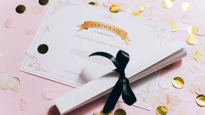 Apa Itu Surat Keterangan Lulus Kuliah? Simak Pengertian, Manfaat, hingga Contohnya