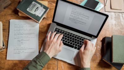 10 Kesalahan Umum Penulis Pemula yang Sering Ditemukan oleh Editor, Yuk Hindari!